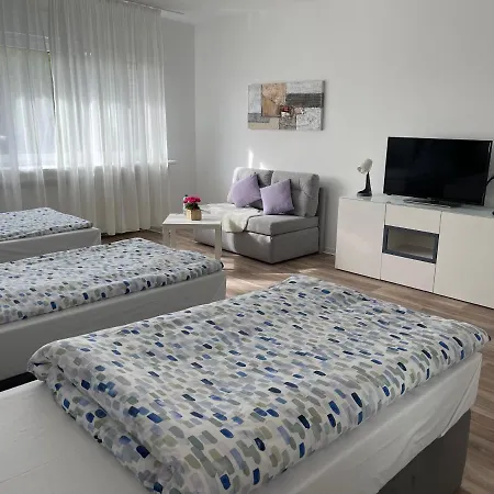 Monteurzimmer Guest house *