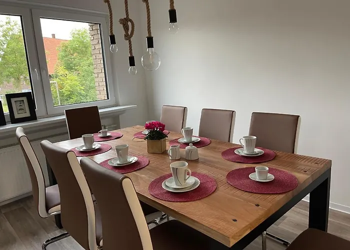 Monteurzimmer ゲストハウス *